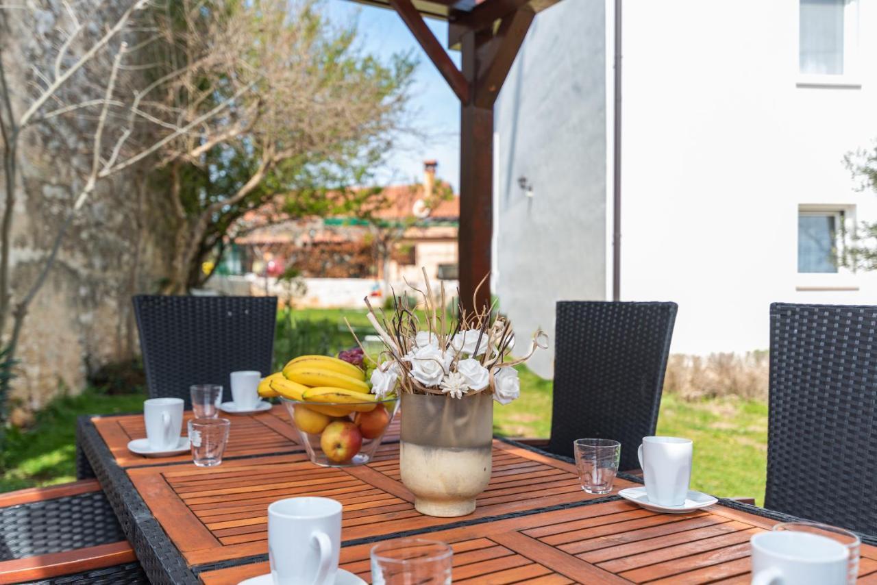 The Village Novigrad Istria Exterior foto